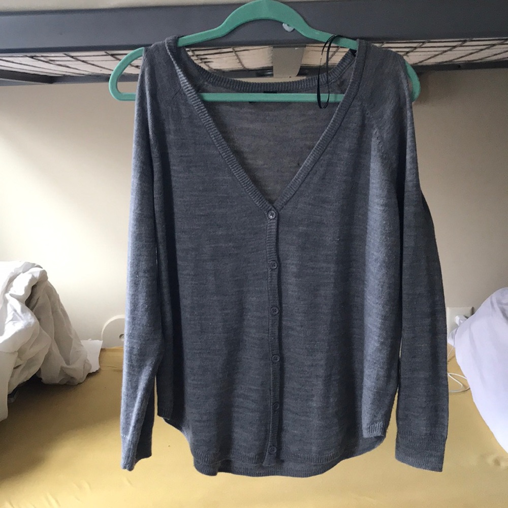 Forever 21 Gray Sweater